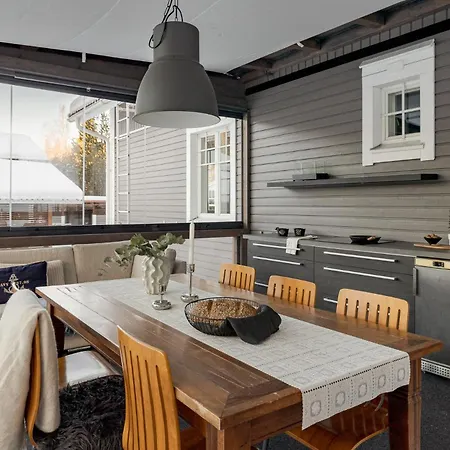 Purola 4br Escape With Jacuzzi, Sauna And Bbq Hotel