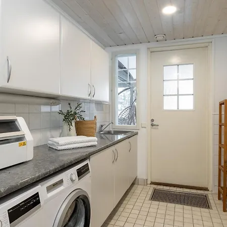 Purola 4br Escape With Jacuzzi, Sauna And Bbq Hotel *