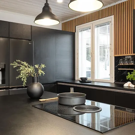 Purola 4br Escape With Jacuzzi, Sauna And Bbq *