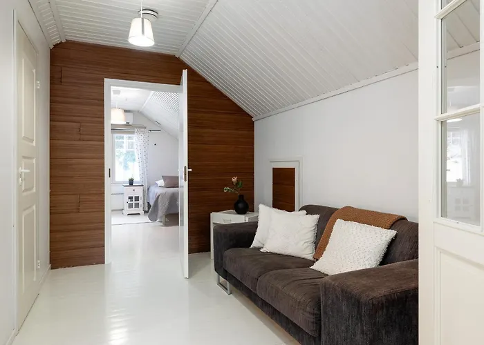 Purola 4br Escape With Jacuzzi, Sauna And Bbq Hotelli Lahti